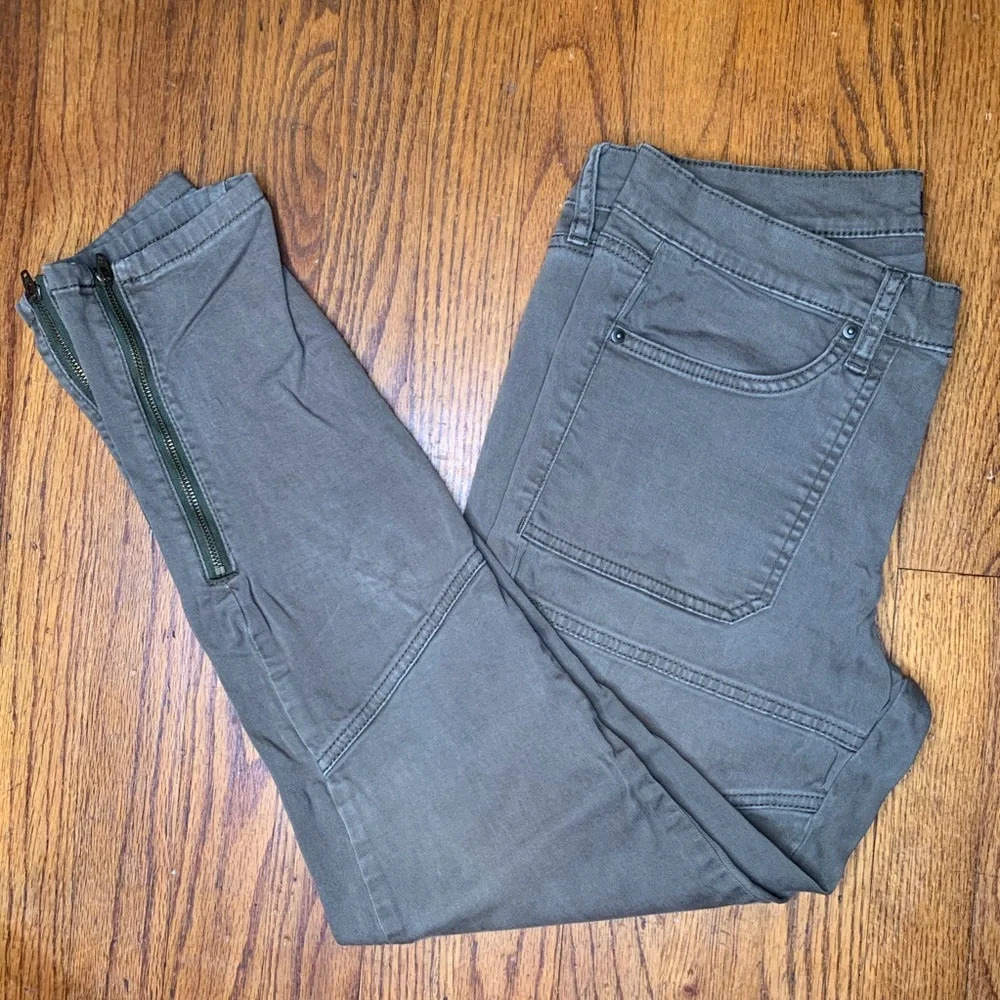 BDG JEANS SIZE 30 - Picture 2 of 3
